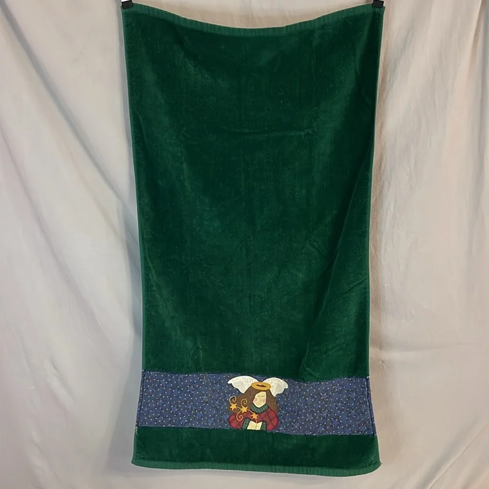 Dark Green Decorative Towel Set with Angel Adornment